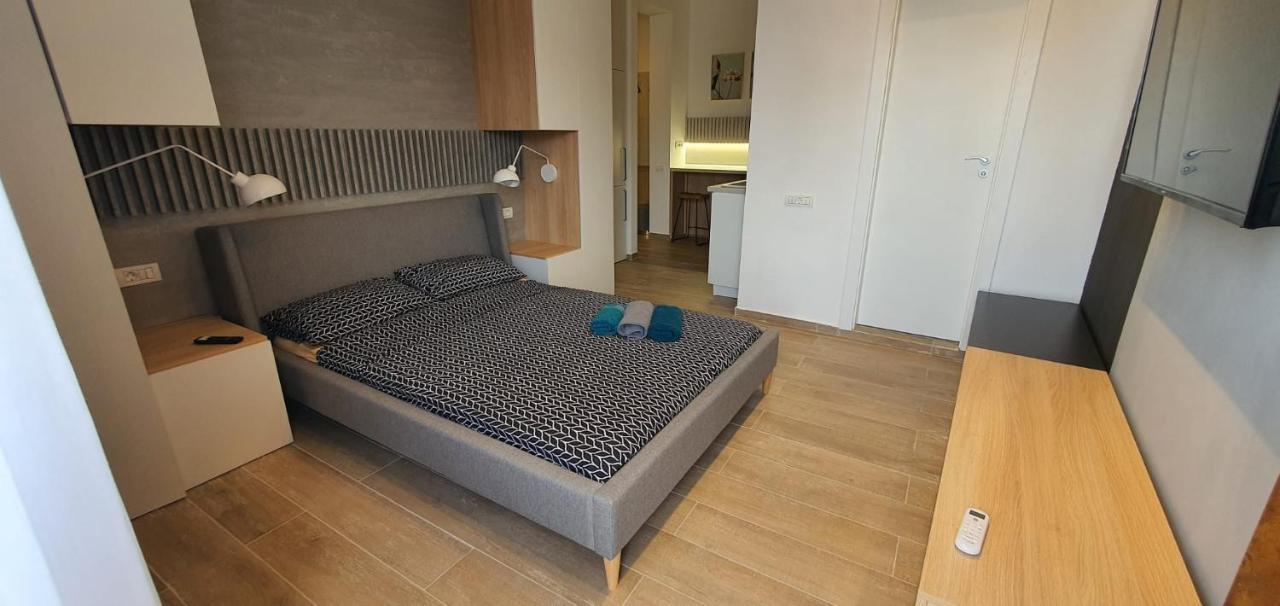 City Center Chic Studio Bukarest Exteriör bild
