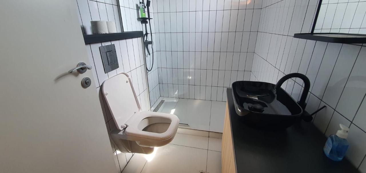 City Center Chic Studio Bukarest Exteriör bild